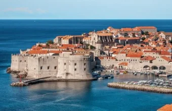 Otobüsle, İstanbul Hareketli Büyük Balkan Turu 9 Günde 9 Ülke